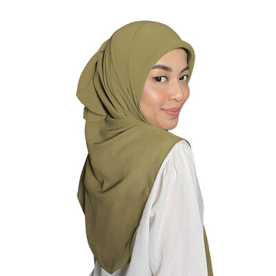 Square Plain in Precious Gold