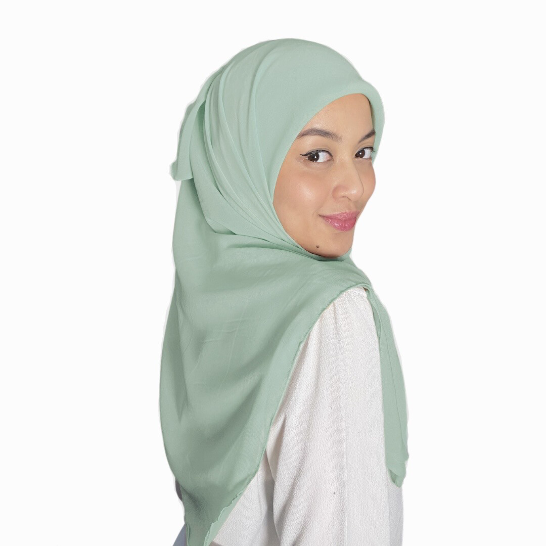 Square Plain in Green Pearl