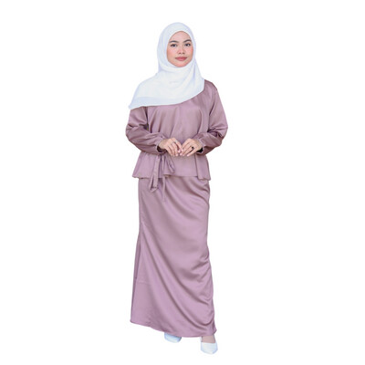 Attleya Set in Mauve