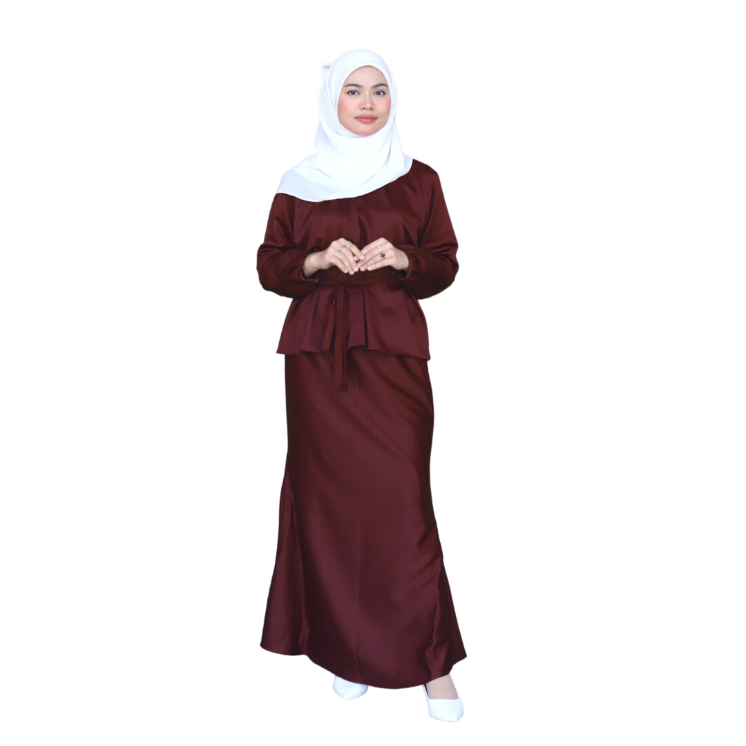 Attleya Set in Burgundy