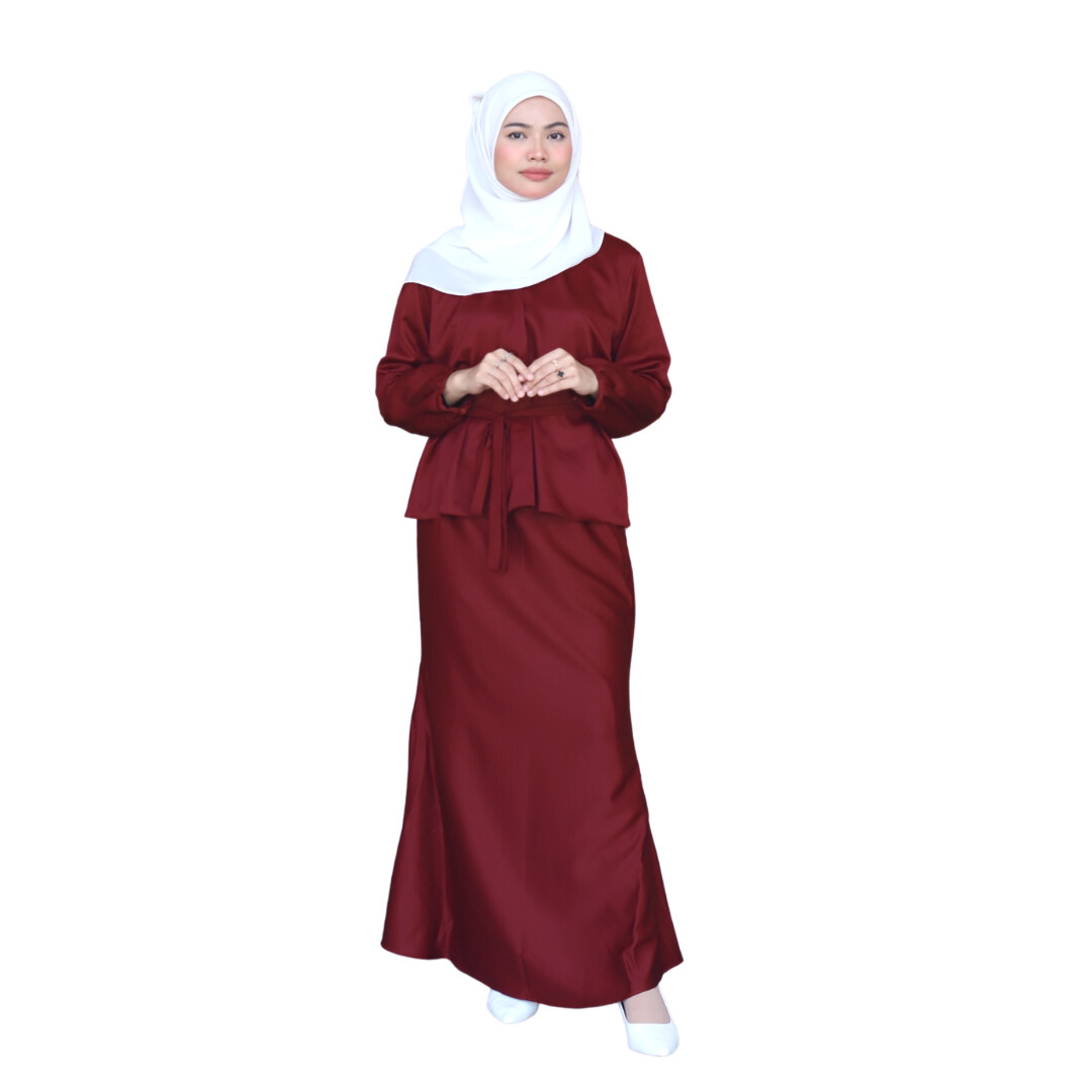 Attleya Set in Maroon