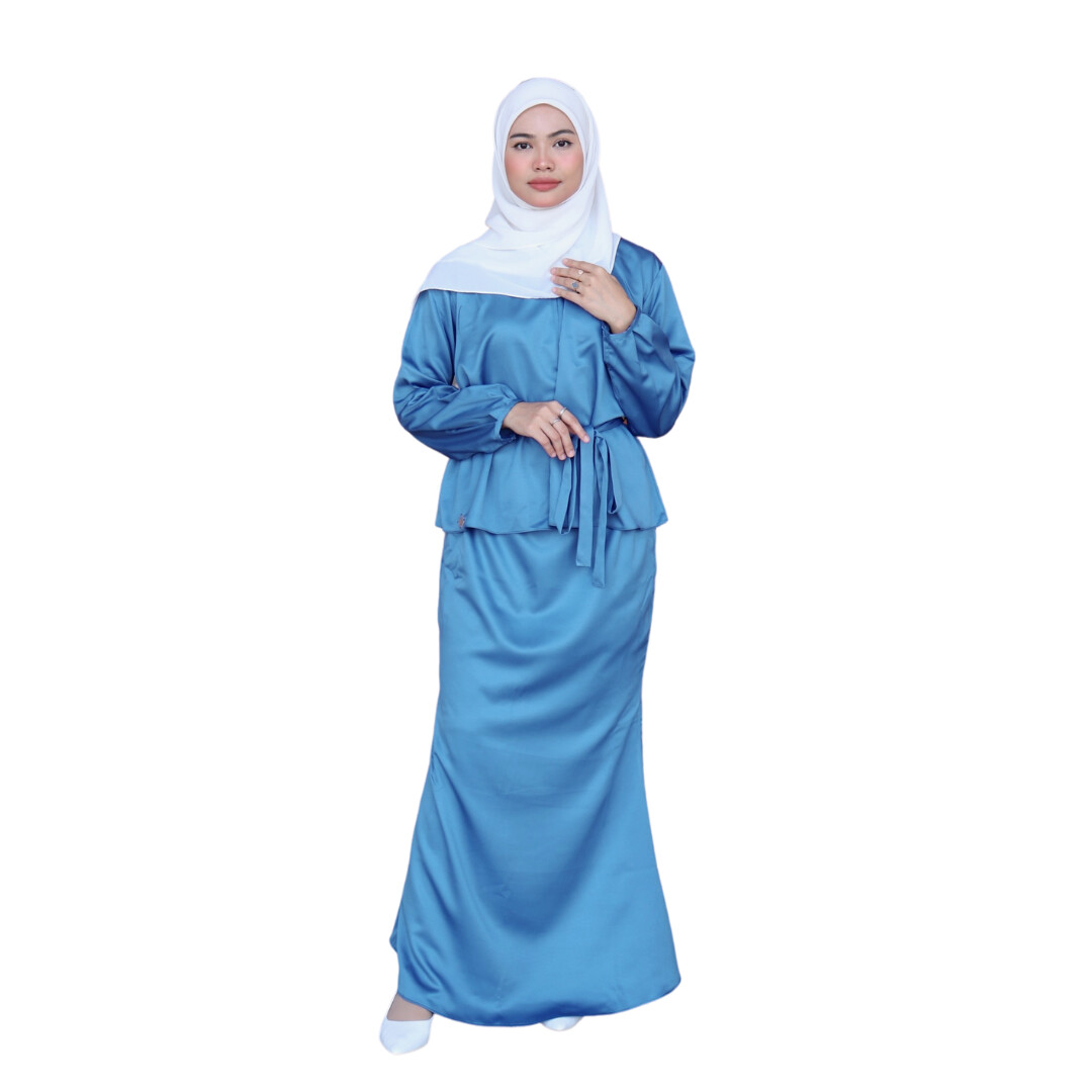 Attleya Set in Denim