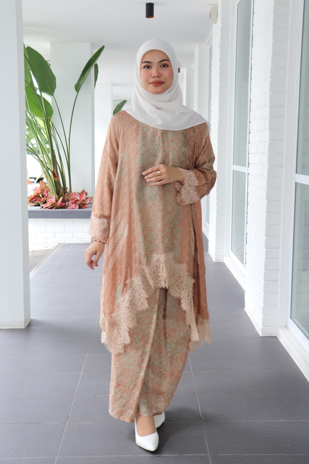 Zahwa Lace K10