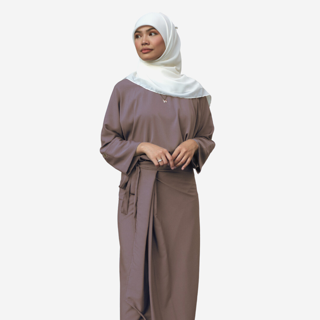 Ad-Leesa Caftan in Taupe