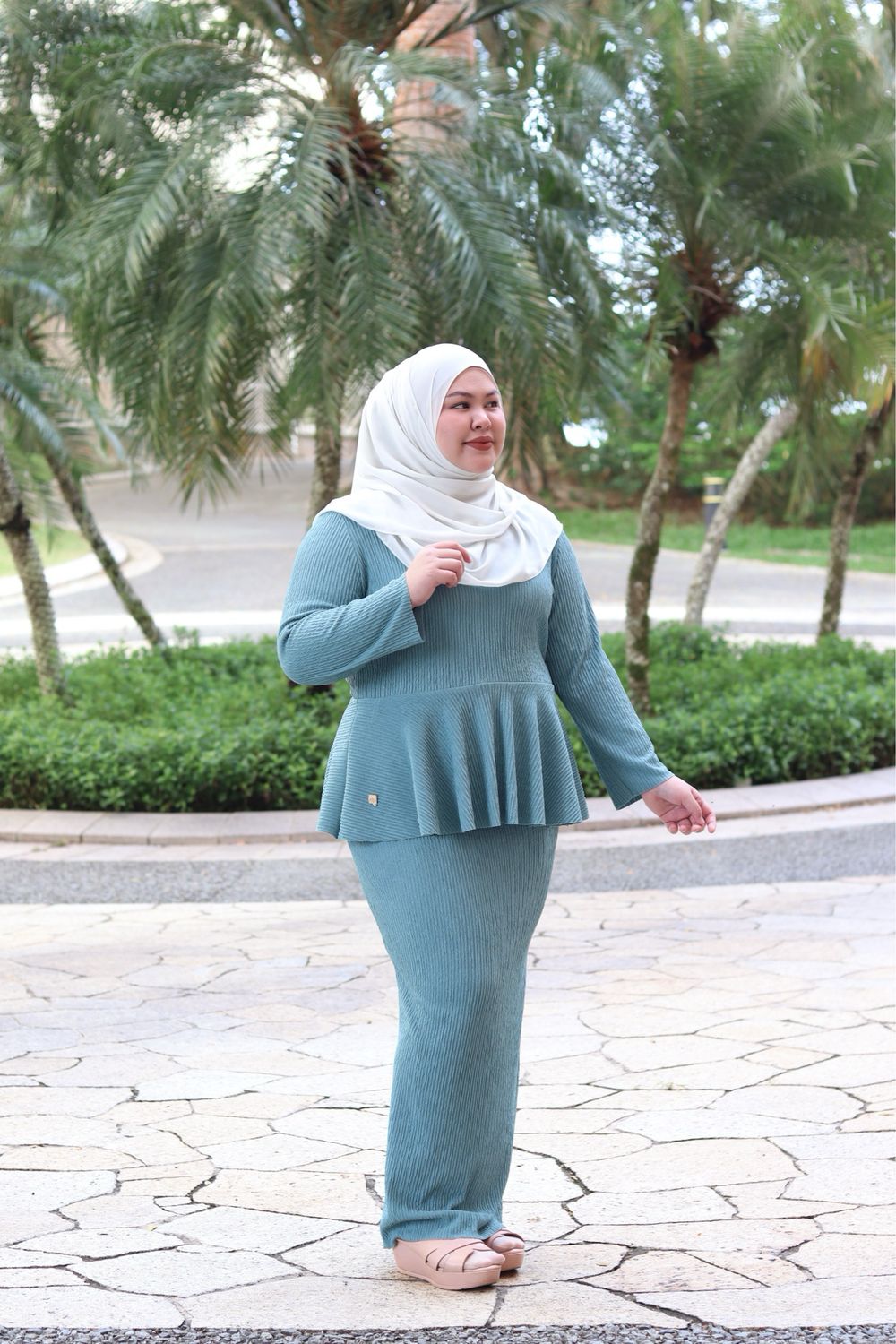 Olivia Set in Turquoise