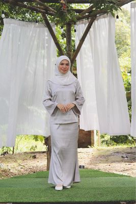 Purnama Luxe in Silver Beige