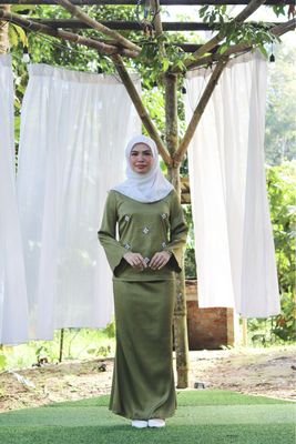 Purnama Luxe in Verdant Olive