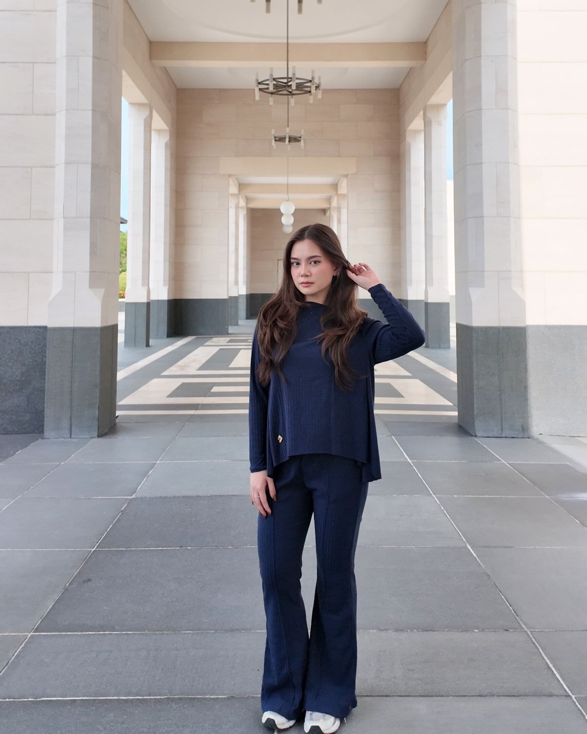 Leora Set in Navy Blue