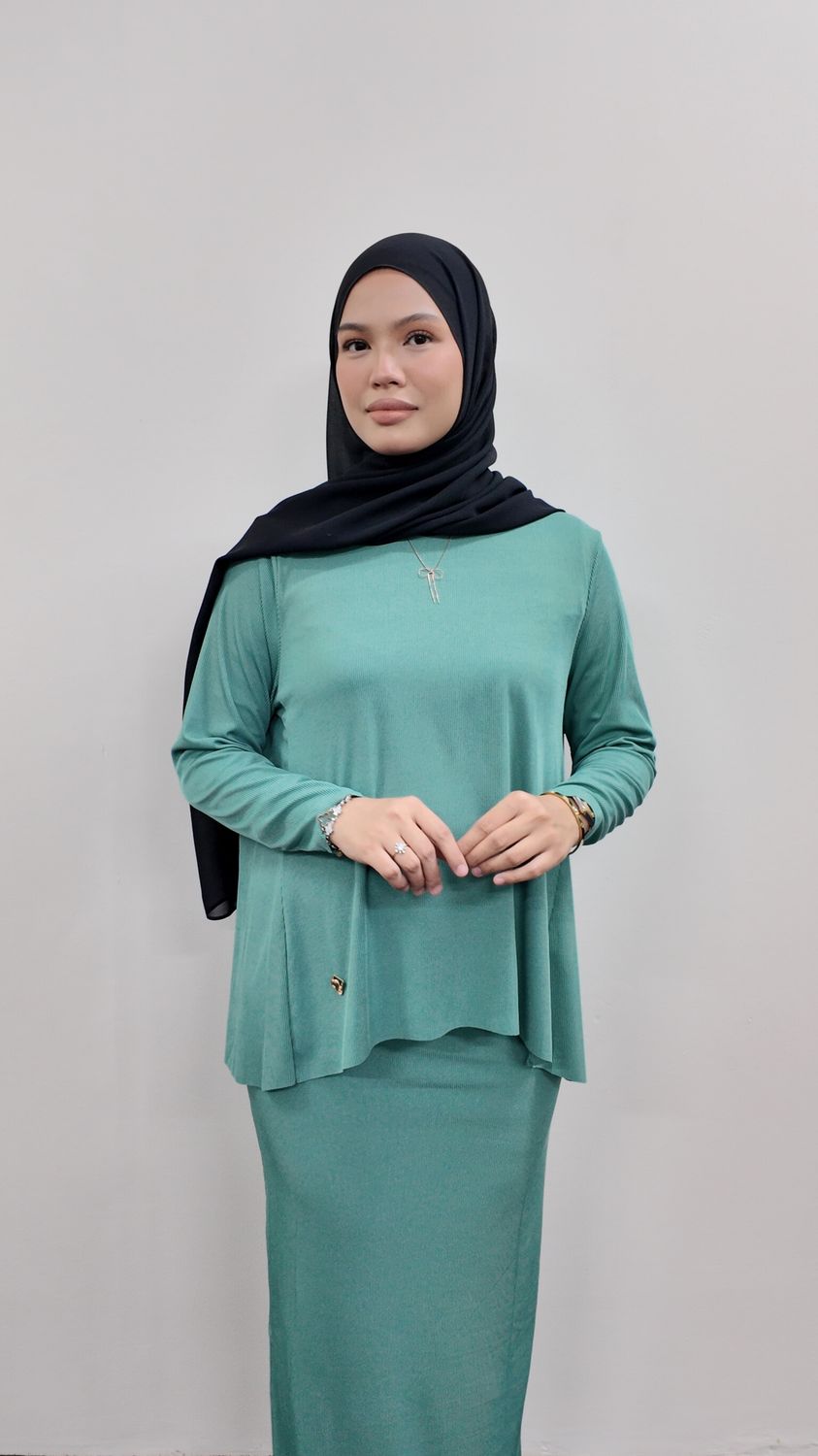 Keyla Set in Seafoam