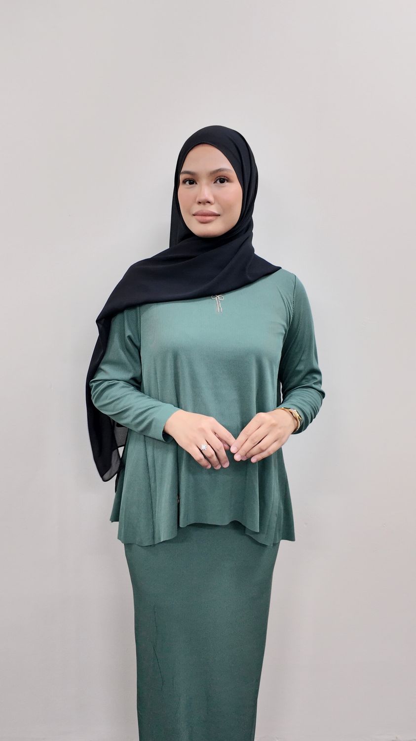 Keyla Set in Green Lantern