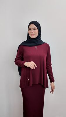 Keyla Set in Dark Maroon