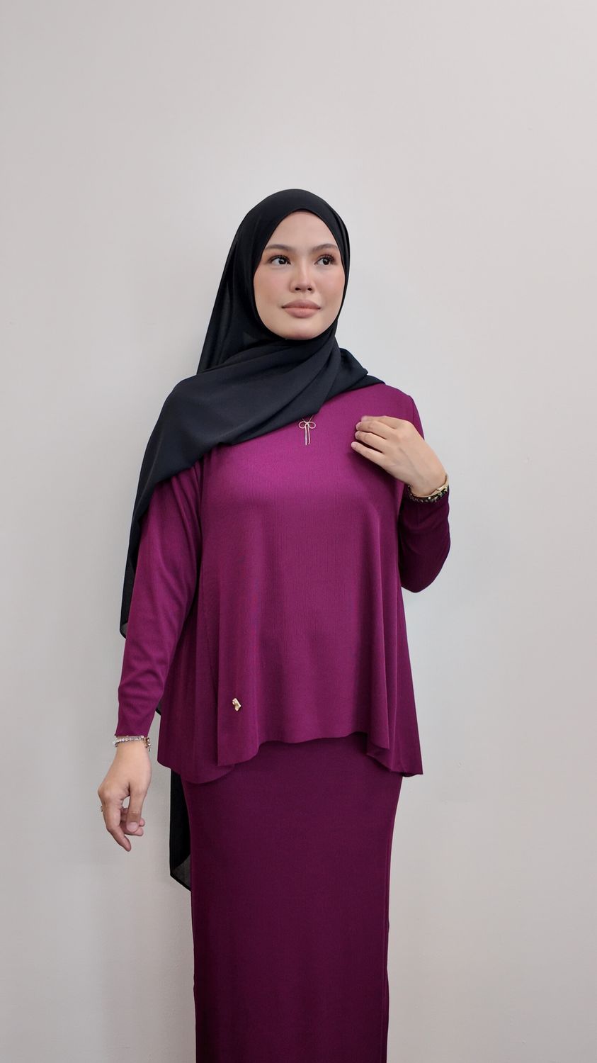 Keyla Set in Dark Plum
