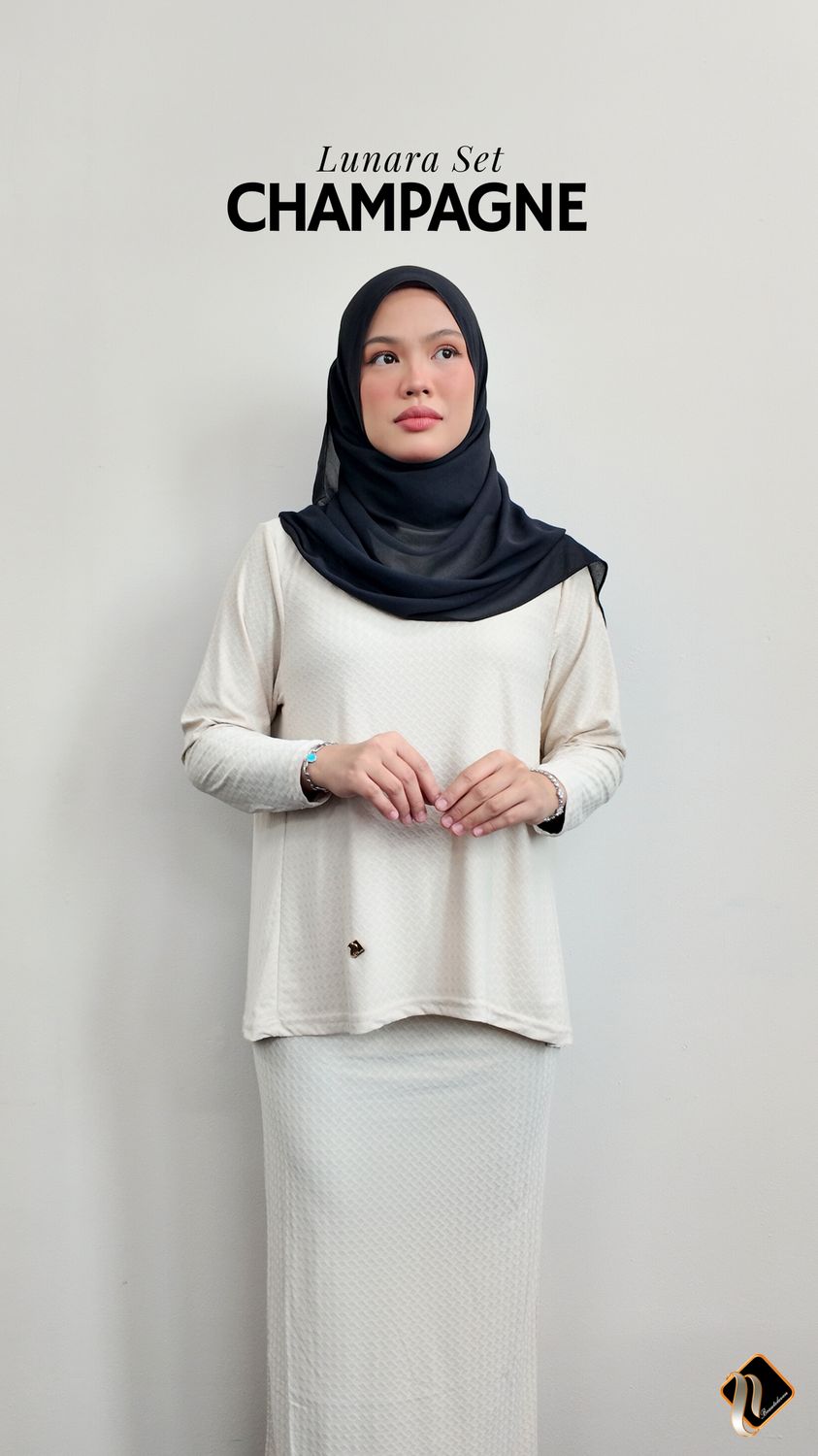 Lunara Set in Champagne