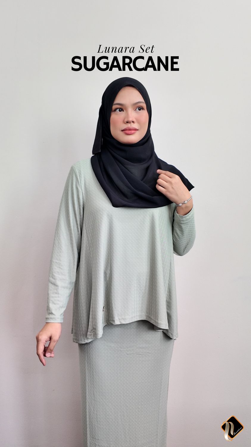 Lunara Set in Sugarcane