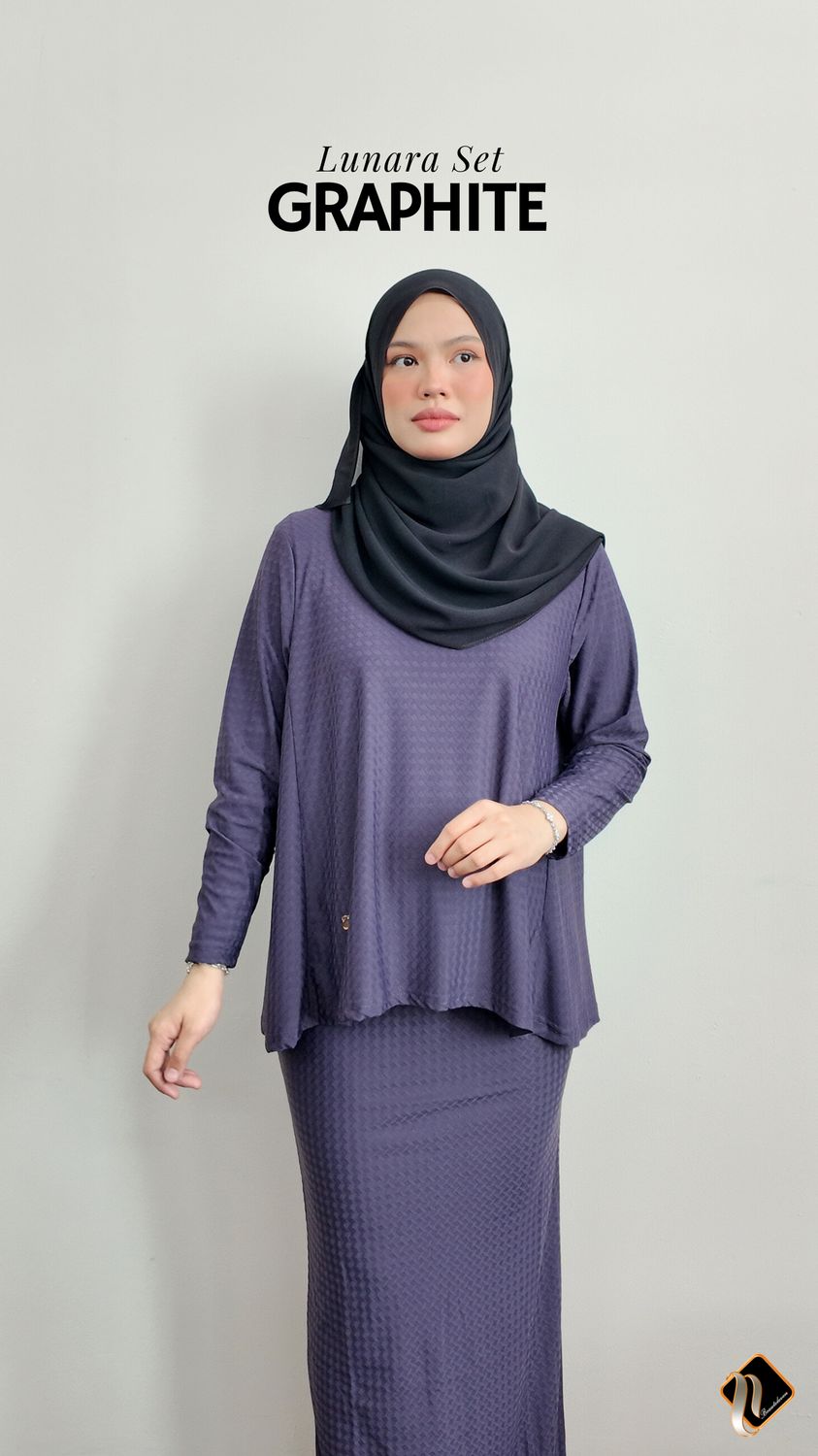 Lunara Set in Graphite