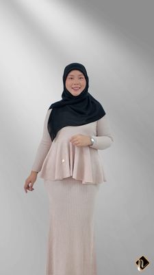 Olivia Set in Champagne