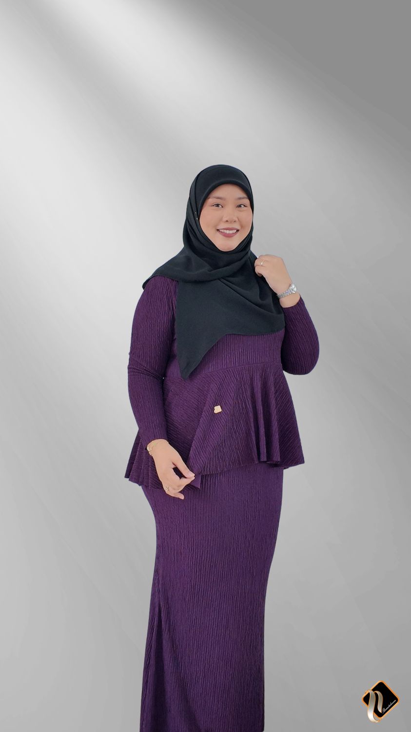 Olivia Set in Dark Purple