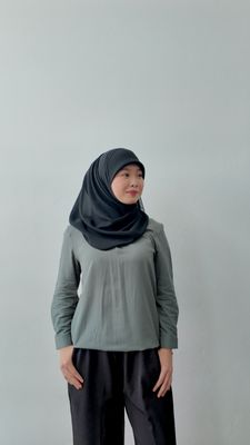 Serena Blouse in Haze Green