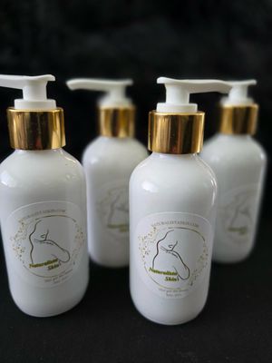 NATURAL SKIN LIGHTING AND TONE LOTION WITH TURMERIC