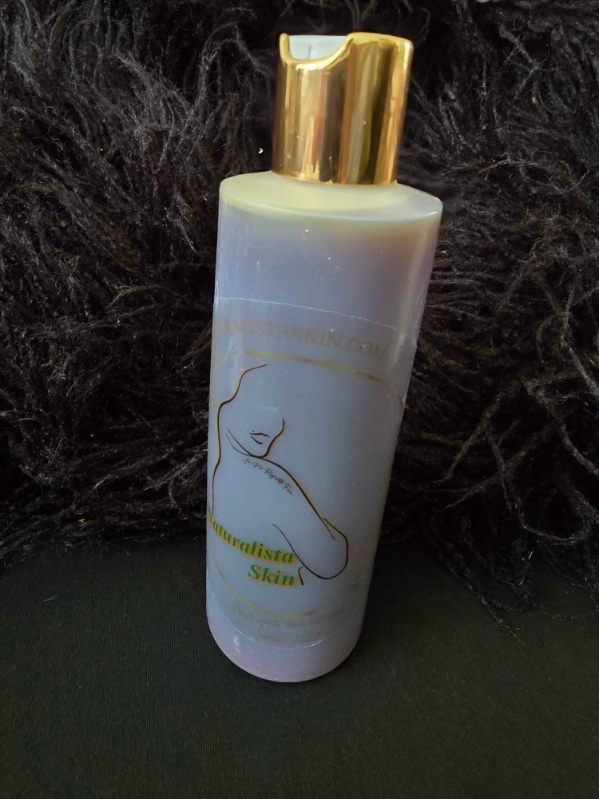 NATURAL TONE LIGHTING LIQUID BODY WASH WITH TURMERIC