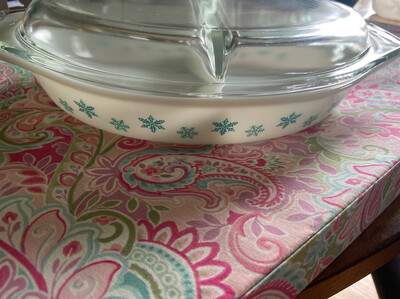 Snowflake Pyrex Dish