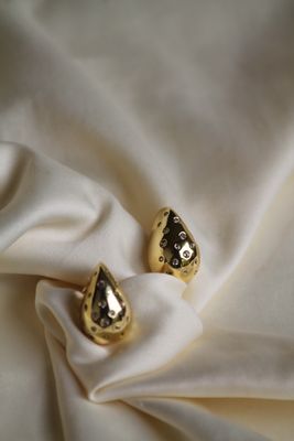 Golden Pearl Earrings