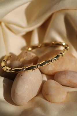 Eternelle Bangle