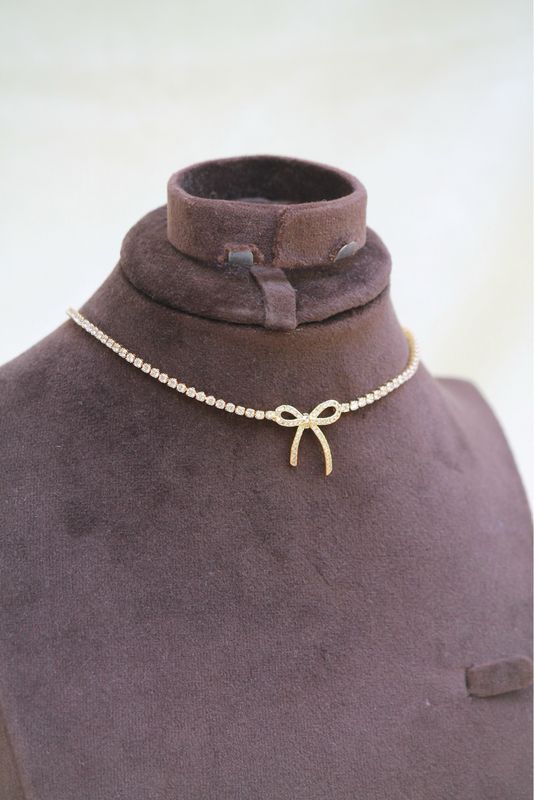 Ribbon Charm Chocker - Gold