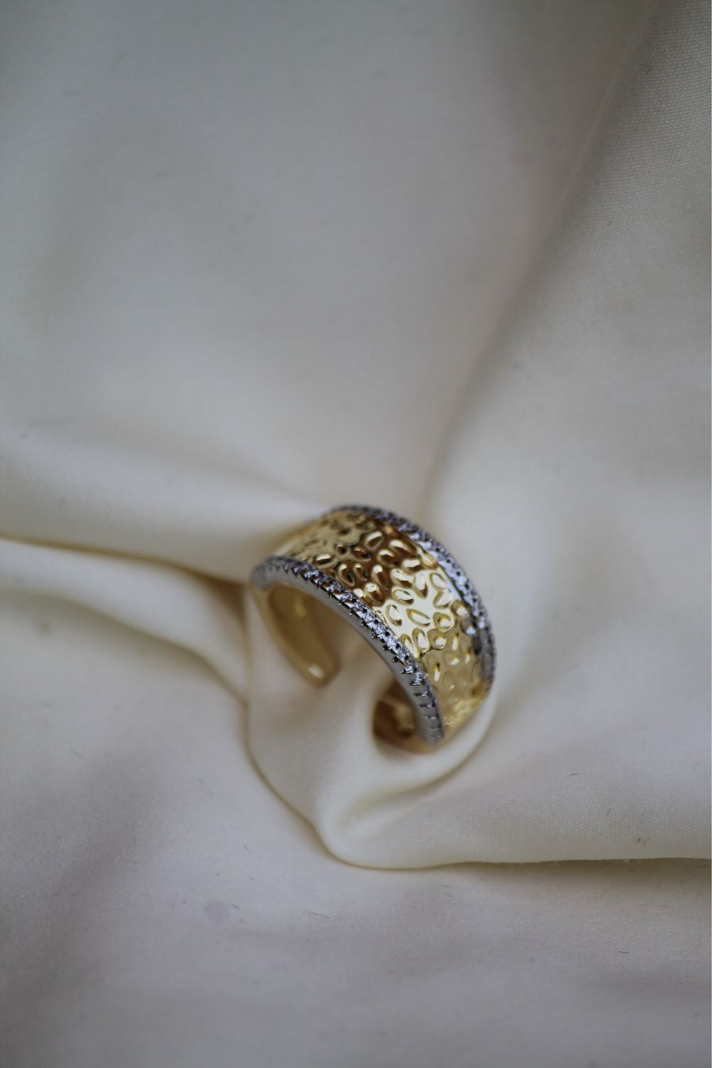 Statement Ring