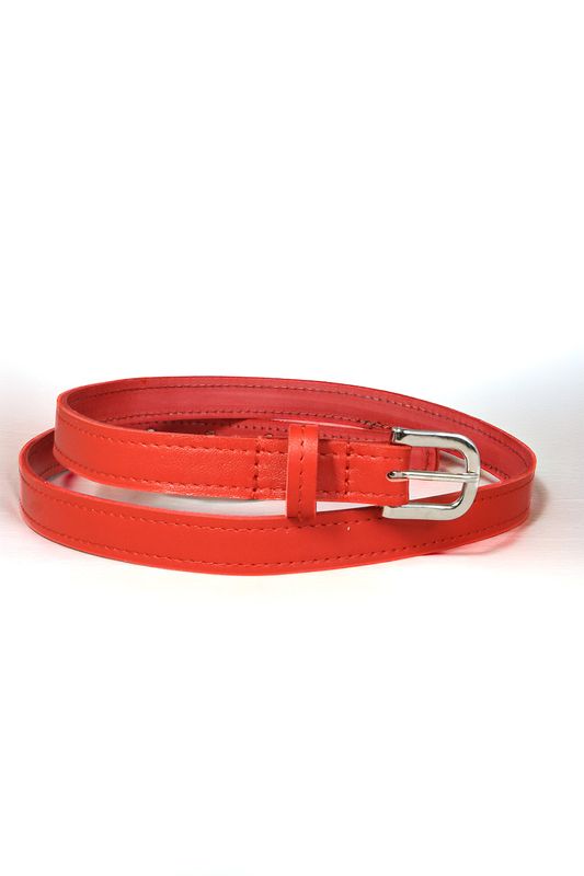 Handgemaakte rode leren Sassy Stitch riem van Atelier Loulou