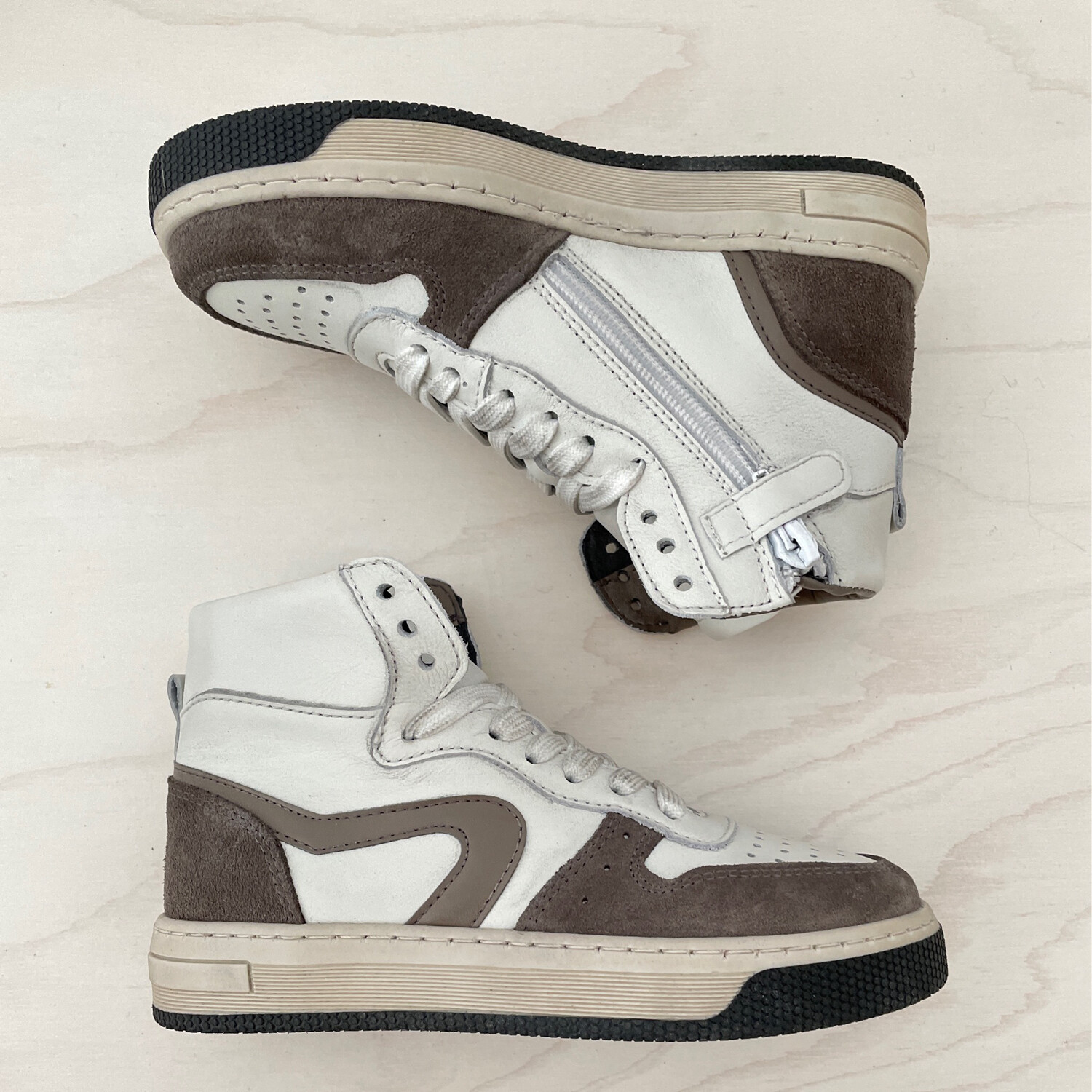 HIP - Hoge Sneaker - Taupe Velours