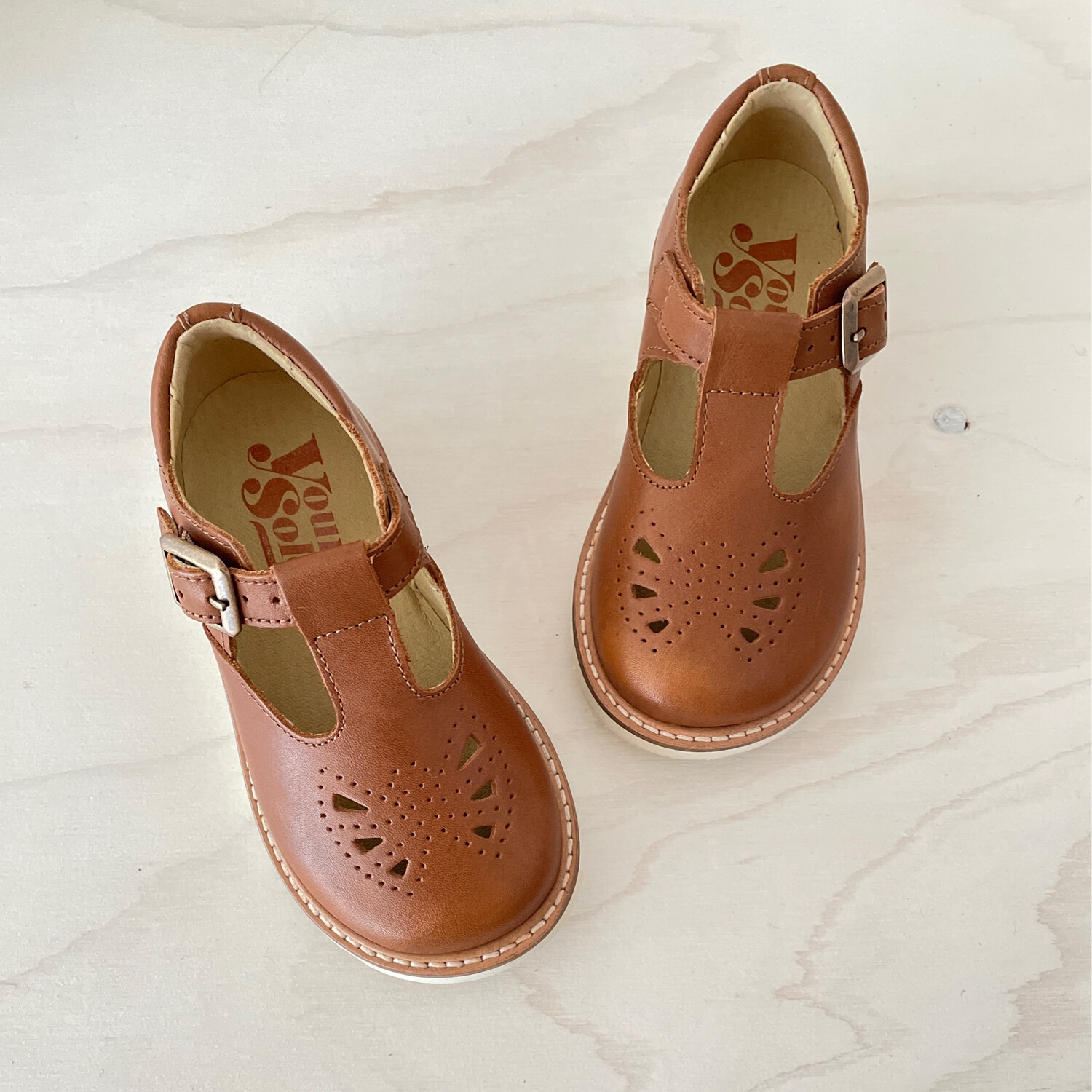 YOUNG SOLES - T-Bar Shoe - Chestnut Brown