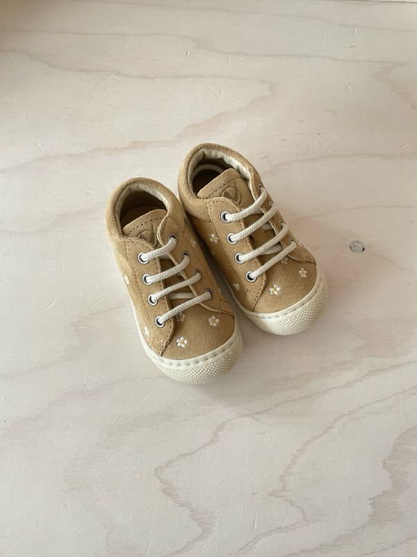 NATURINO - Préstapper Cocoon - Daisies Suede Sand