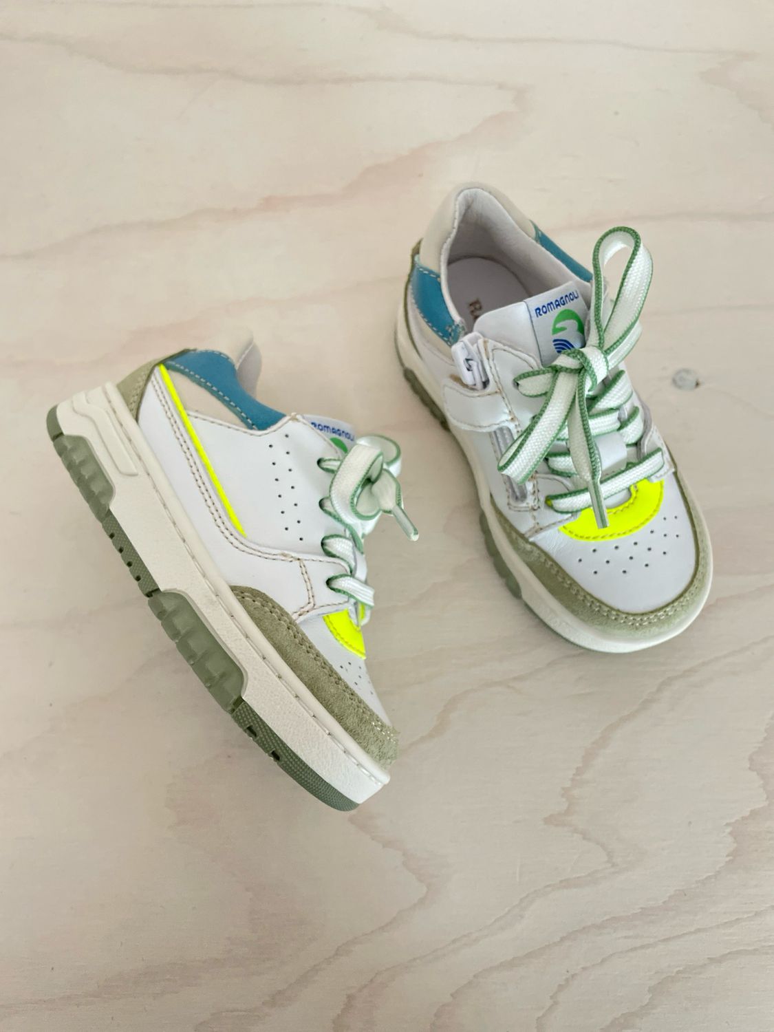ROMAGNOLI - Lage Sneaker - Verde Fluo Off White