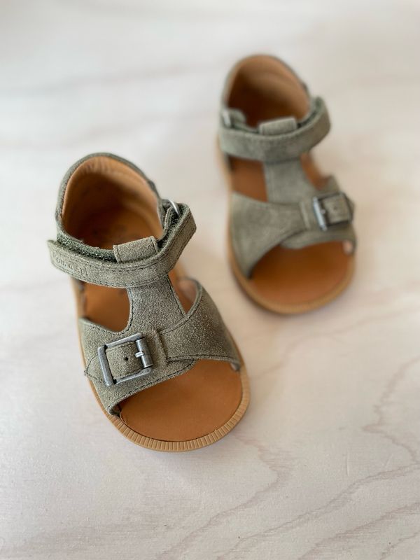 POM D&#39;API - Sandaal Poppy Easy - Kaki Velours