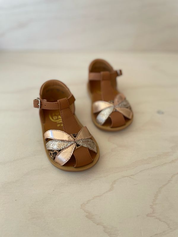 POM D&#39;API - Sandaal Poppy Oto - Camel Multi