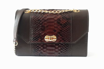 Bolso café en piel de pitón
