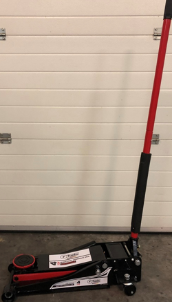Garagekrik 4 Ton autokrik krik extra laag .