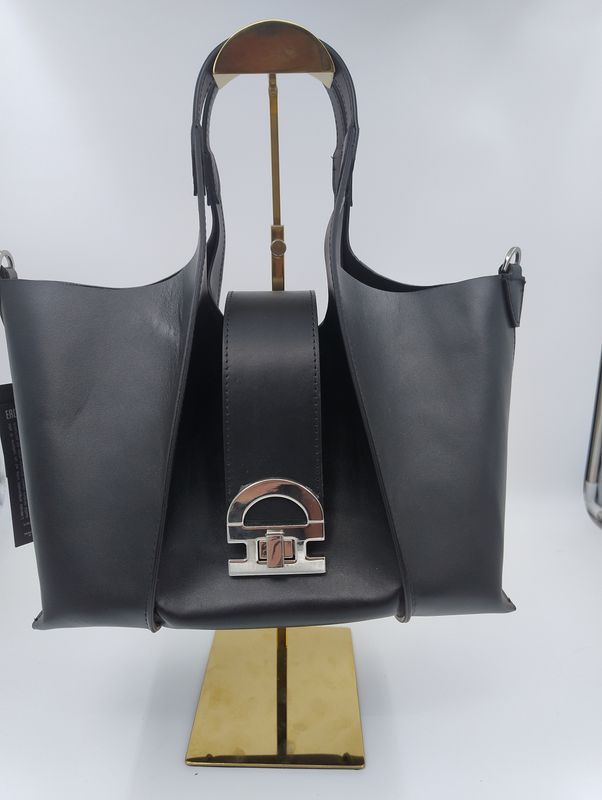 Handtas Prestige 2421 Zwart met zilverkleurige details