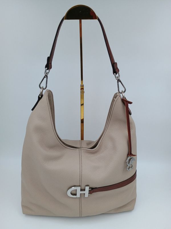 Classy handtas uit marmerkleurig kalfsleder met donkerbruine aflijning en zilverkleurige details