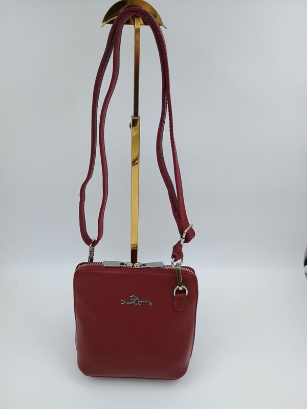 Minibag schoudertas in robijnrood kalfsleder