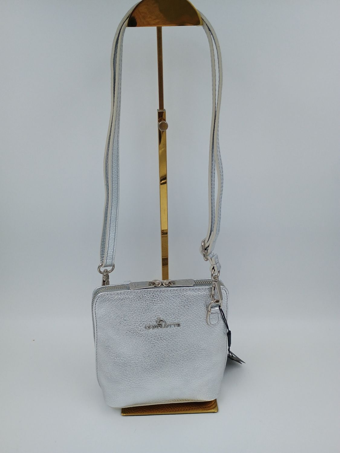 Minibag schoudertas in zilverkleurig kalfsleder