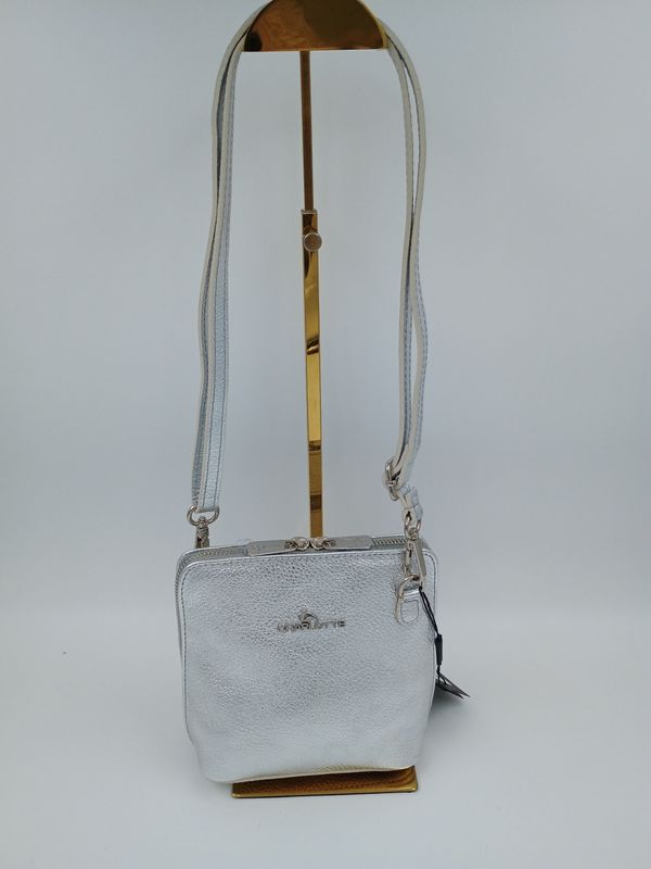 Minibag schoudertas in zilverkleurig kalfsleder