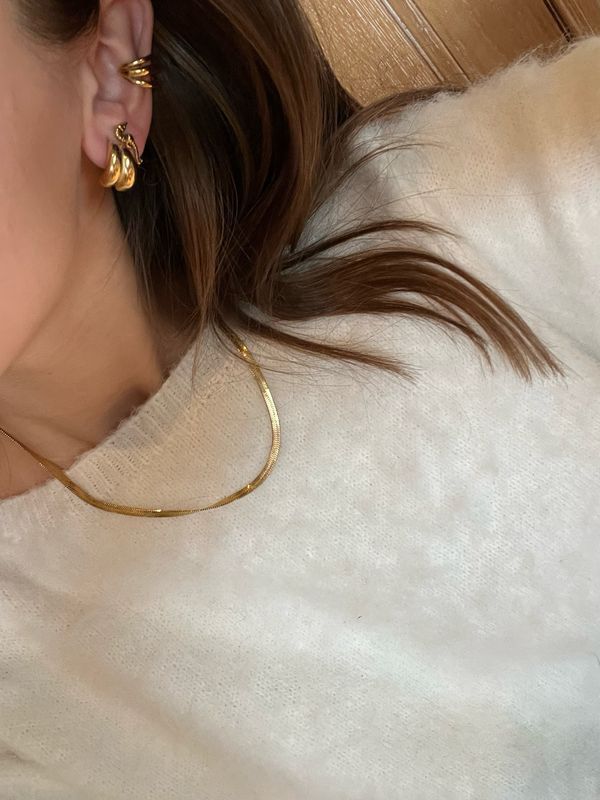 Flat Necklace