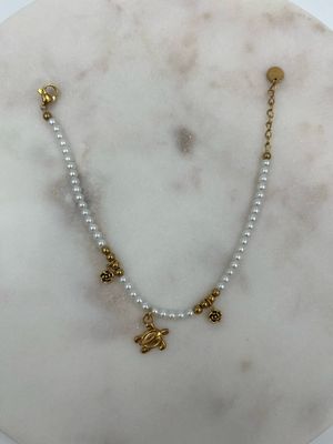 Pearly Bracelet