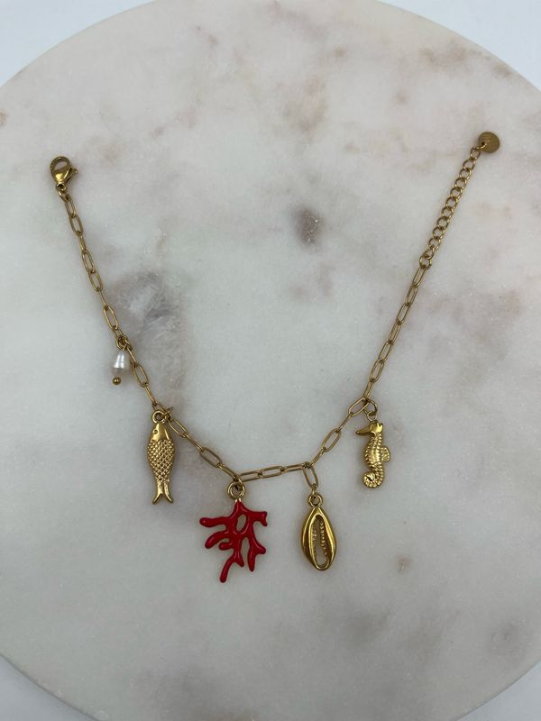 Coral bracelet