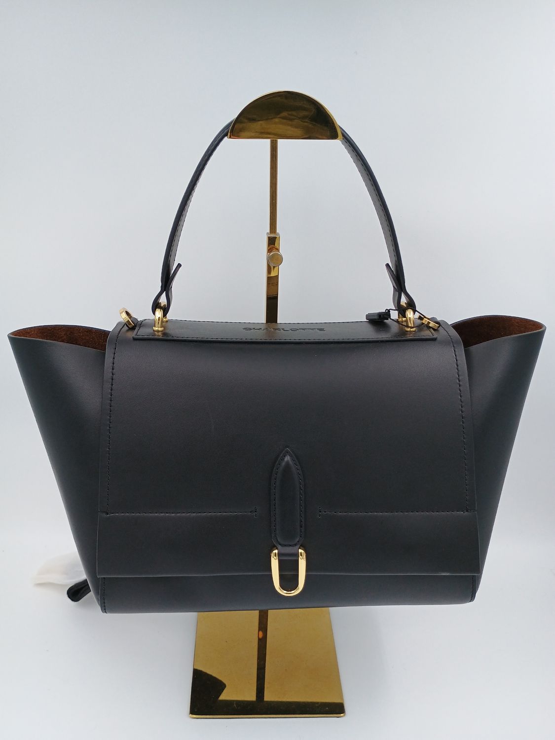 Classy handtas in fijn zwart Kalfsleder