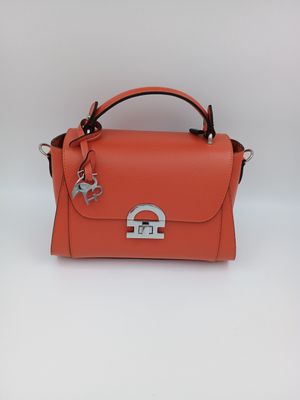 Stijlvolle handtas in papaya kalfsleder