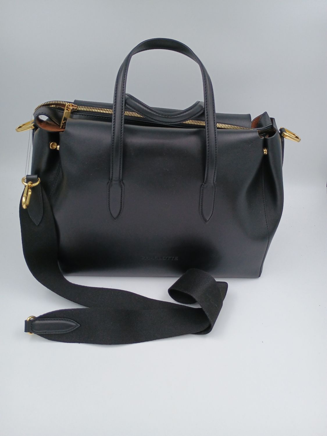 Classy ruime handtas in zwart kalfsleder