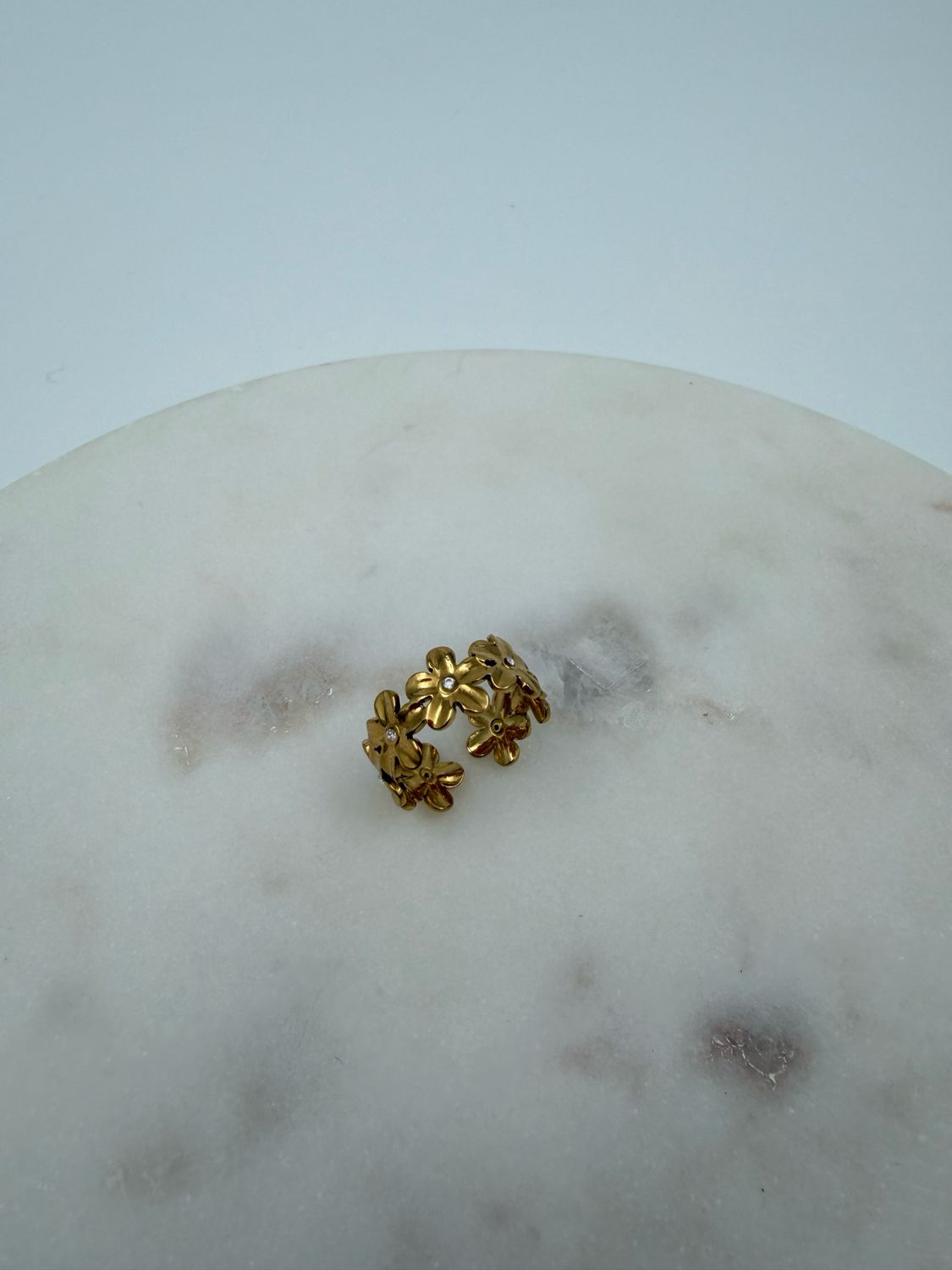 Multi Flower ring medium